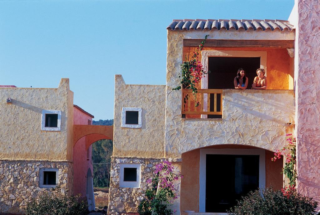 Amarestyle Igv Club Santagiusta Hotel Costa Rei Kültér fotó